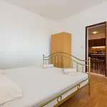 Andrijas Aparthotel 3*
