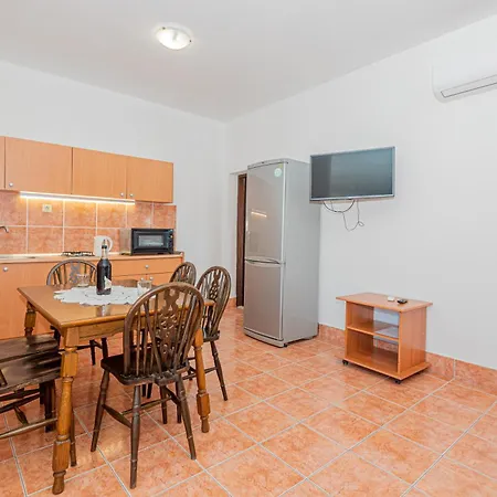 Aparthotel Andrijas