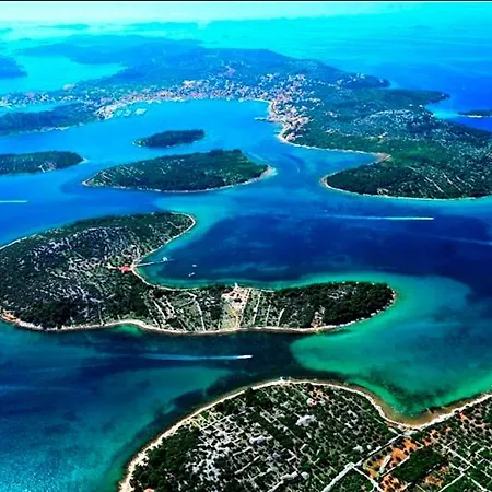 Andrijas Hotel apartamentowy 3*