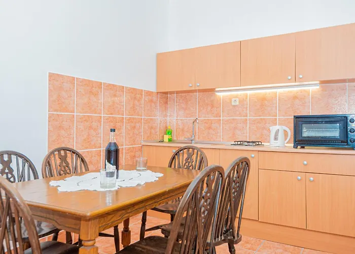 Hotel apartamentowy Andrijas Tribalj