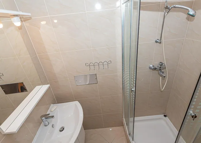 Andrijas Hotel apartamentowy 3*